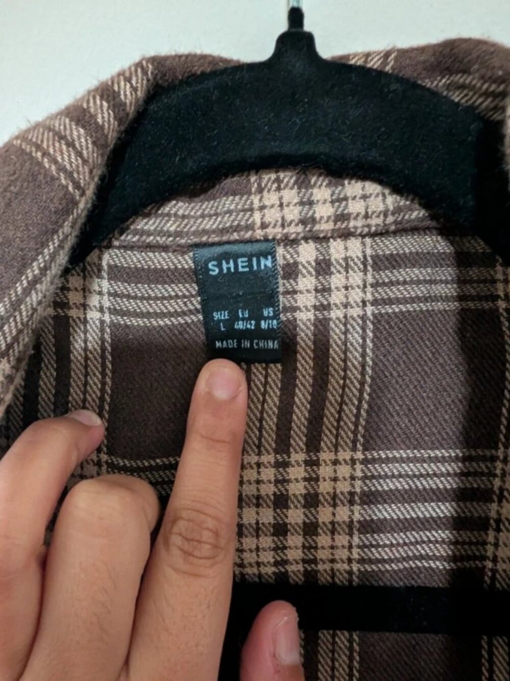 Flannel-like grey and multi colored hoodie shirt/jacket - Picture 2 of 2